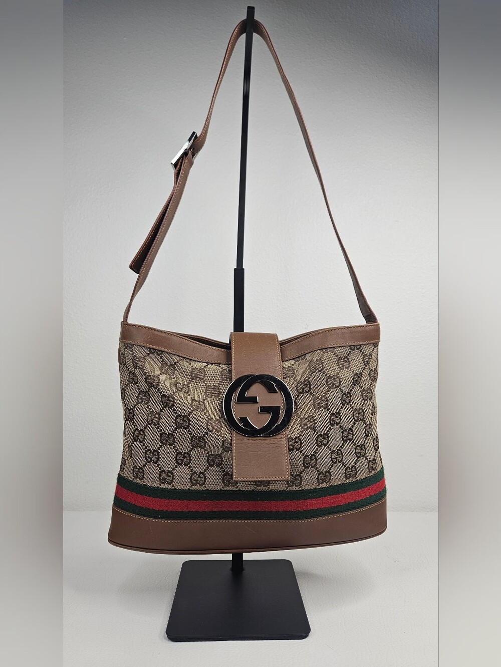 Gucci • Limited Edition #1160 • Sherry Line • GG Monogram Canvas • Stripe